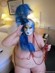 Amazing busty old mother