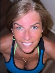 mature_2025_11999835