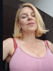 mature_2025_11999835
