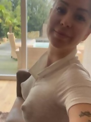 mature_2025_11999836